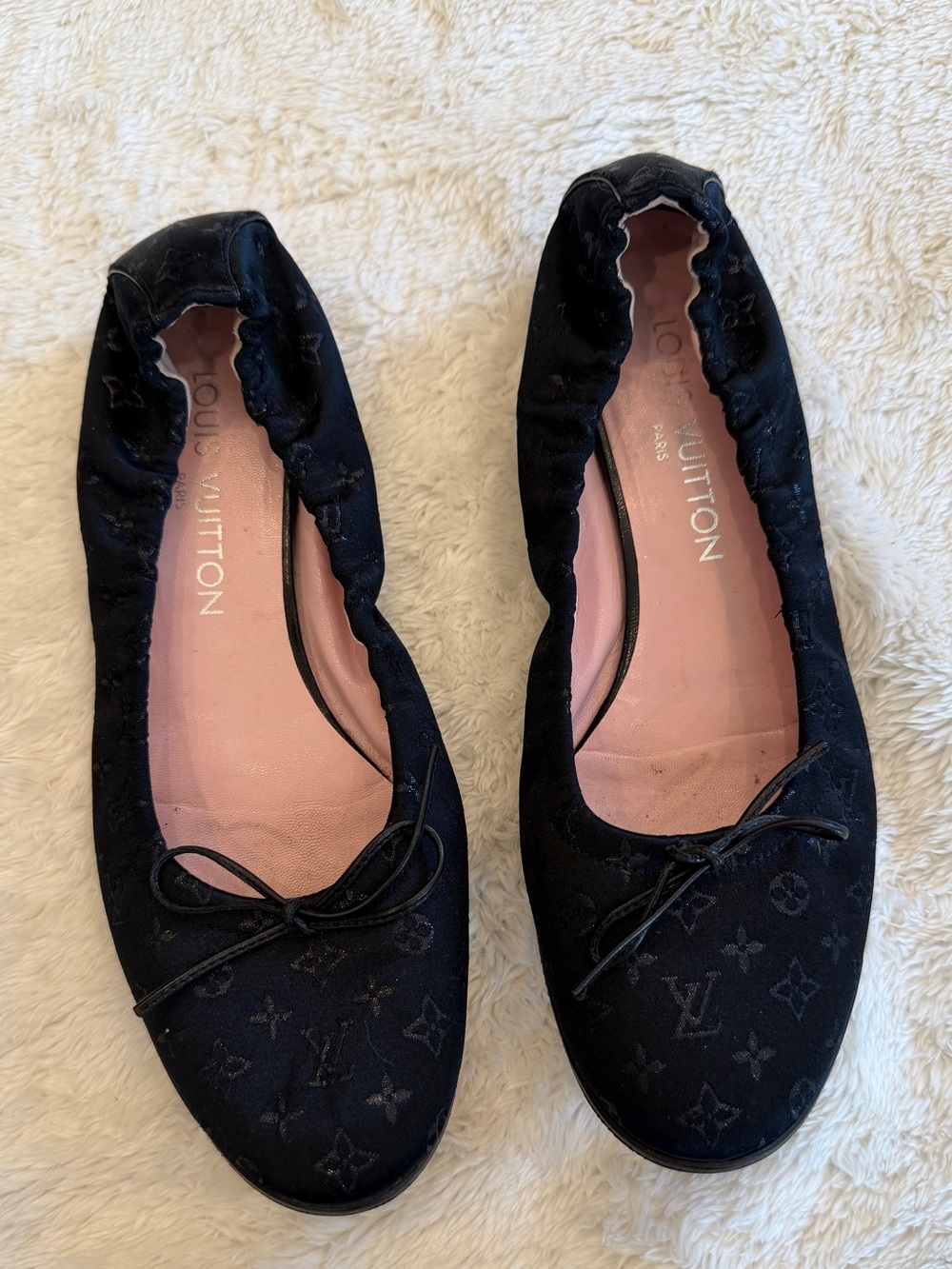 Louis Vuitton Black Monogram Ballet Flats with Pink Insole